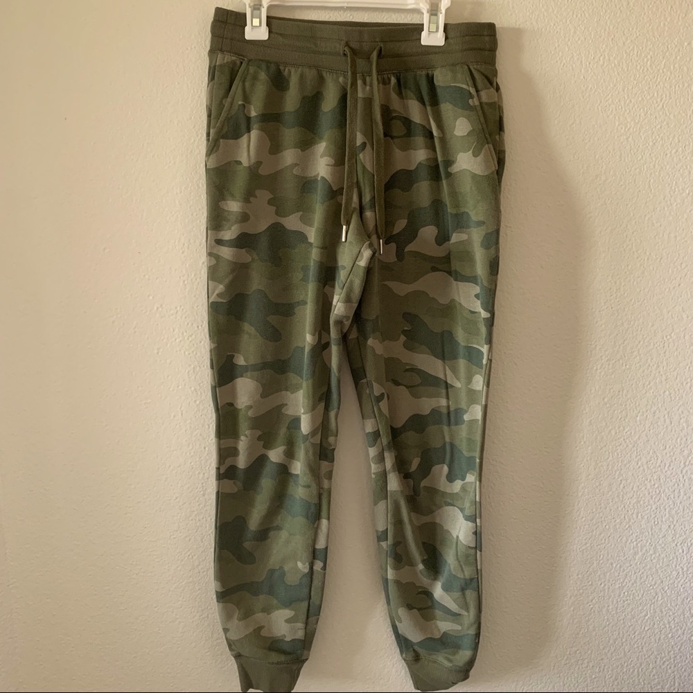 Old Navy, casual joggers, camouflage green, size XS